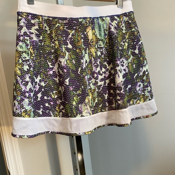 Lululemon Skort Pattern Sz 6 - Picture 4 of 8